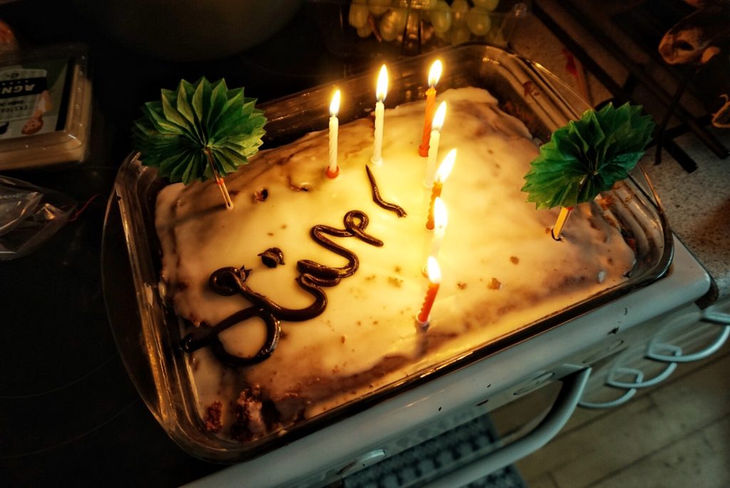 Read more about the article Nogle gange, bliver det AMO kage