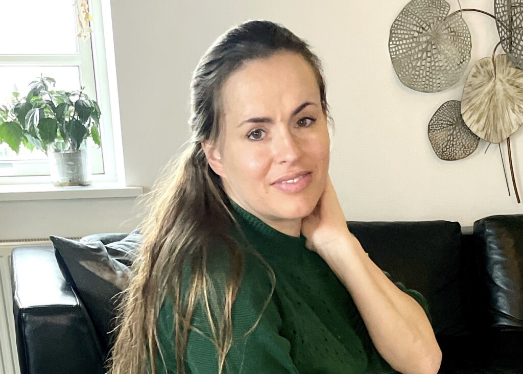 Read more about the article Vælger du de dårlige relationer fra?