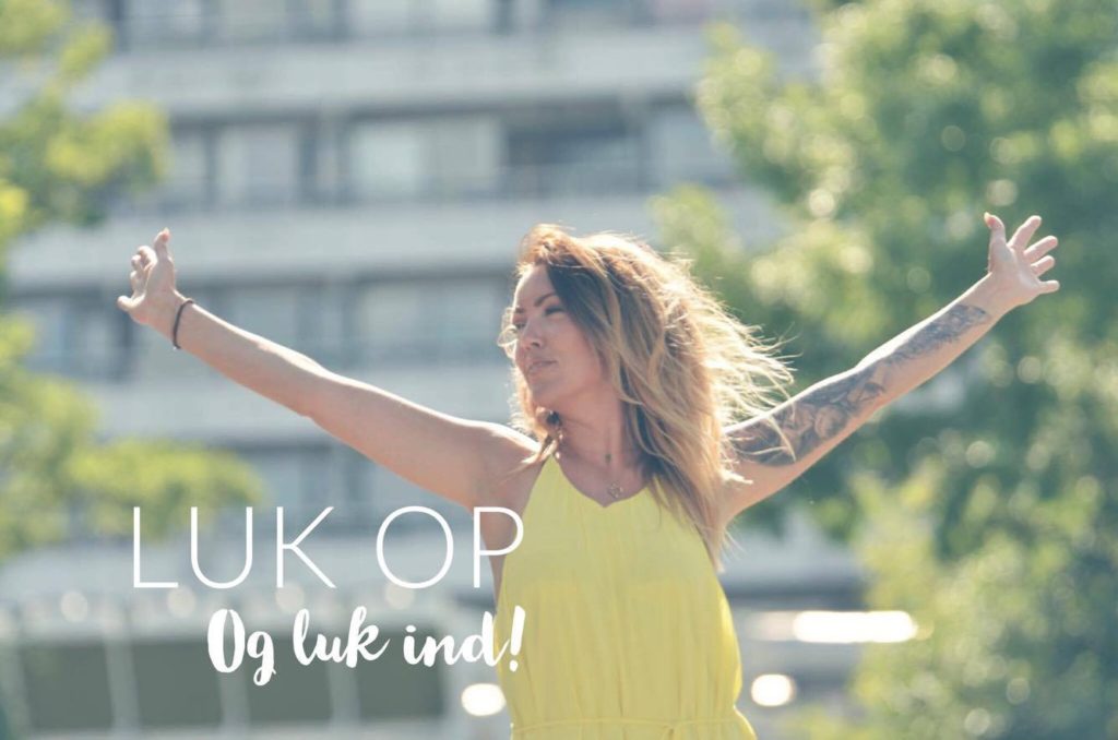 Read more about the article Luk op og luk ind!