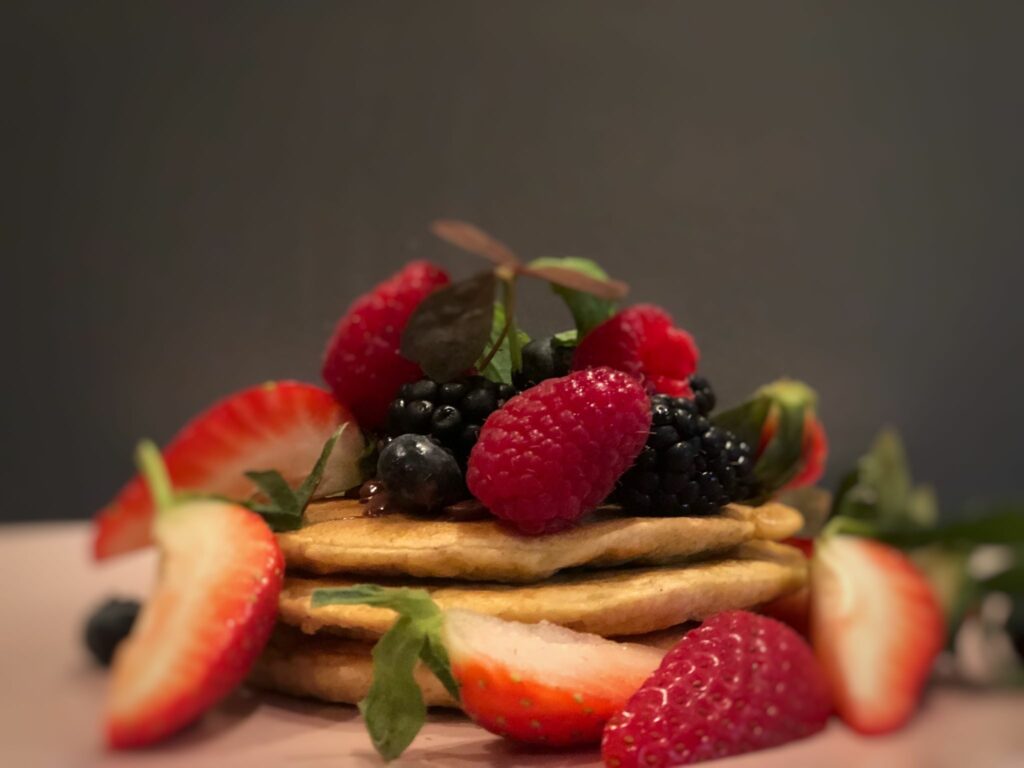 Read more about the article Lækre sunde luftige morgenmads pandekager. (Gluten og laktosefrie)